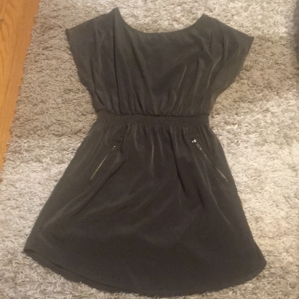 Roxy Hunter Green Silky Dress with Pockets